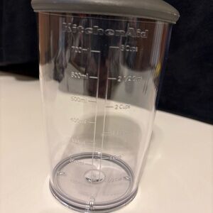 KitchenAid Transparent Measuring Cup with Gray Lid